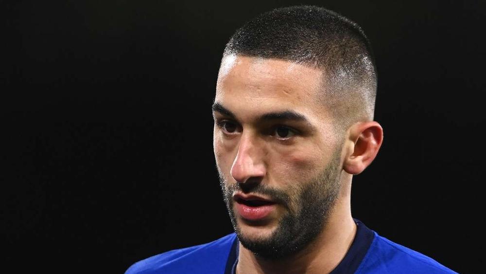 زياش يجلس على مقاعد البدلاء في مباراة توتنهام وتشيلسي