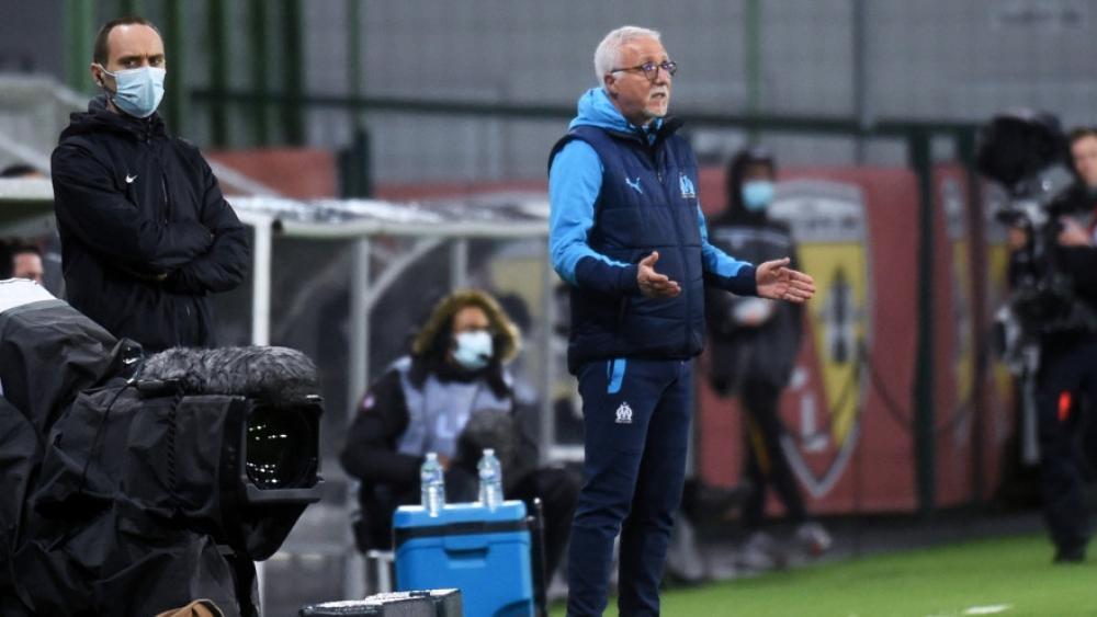 لارغيت: "أُدرِّب مارسيليا مؤقتاً تنفيذاً لما طُلب مني وسأساعد المدرب القادم في بداية مهمته"