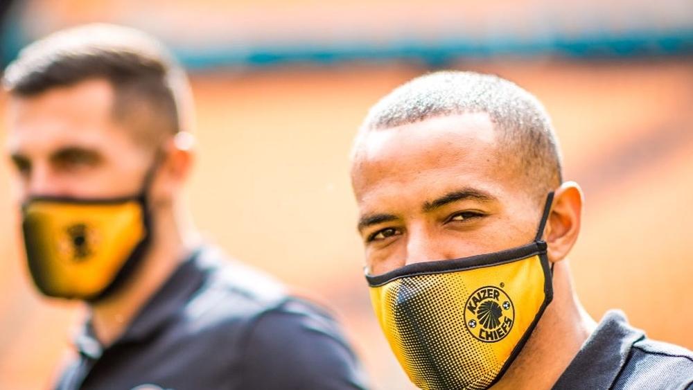 القنصلية المغربية بجنوب أفريقيا لـ"البطولة": "بعثة كايزر شيفس لازالت لم تتوصل بتأشيرة دخول الأراضي المغربية وننتظر الرد من الرباط"