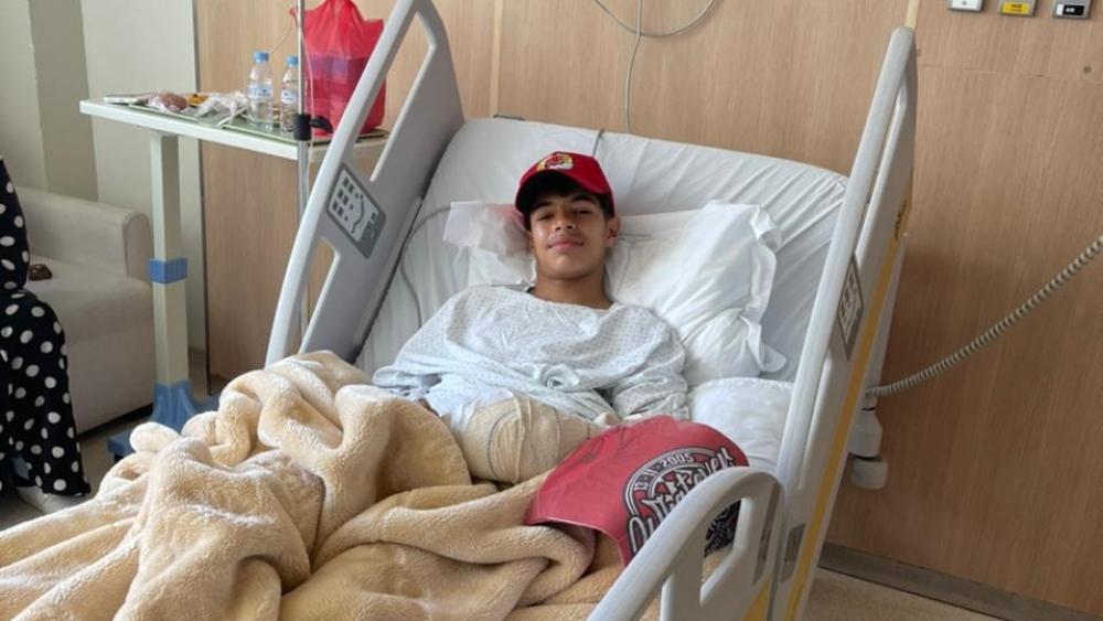 أعضاء من الـ"وينرز" يزورون حارس مرمى فتيان الوداد المُعتدى عليه وصفحة الفصيل تكتب: "بالشفاء العاجل"