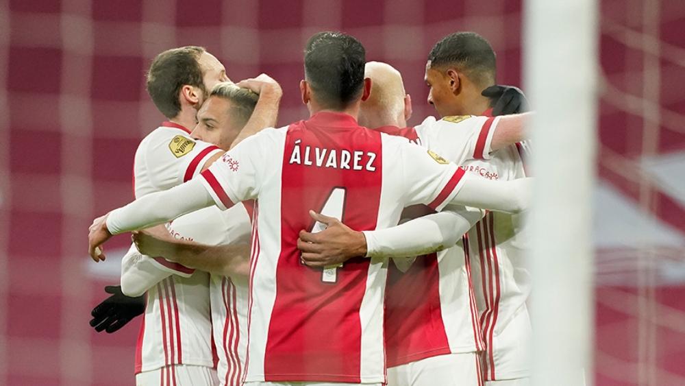 بحضور مزراوي وغياب لبيض وإدريسي.. أياكس يهزم أيندهوفن ويبلغ نصف نهائي كأس هولندا