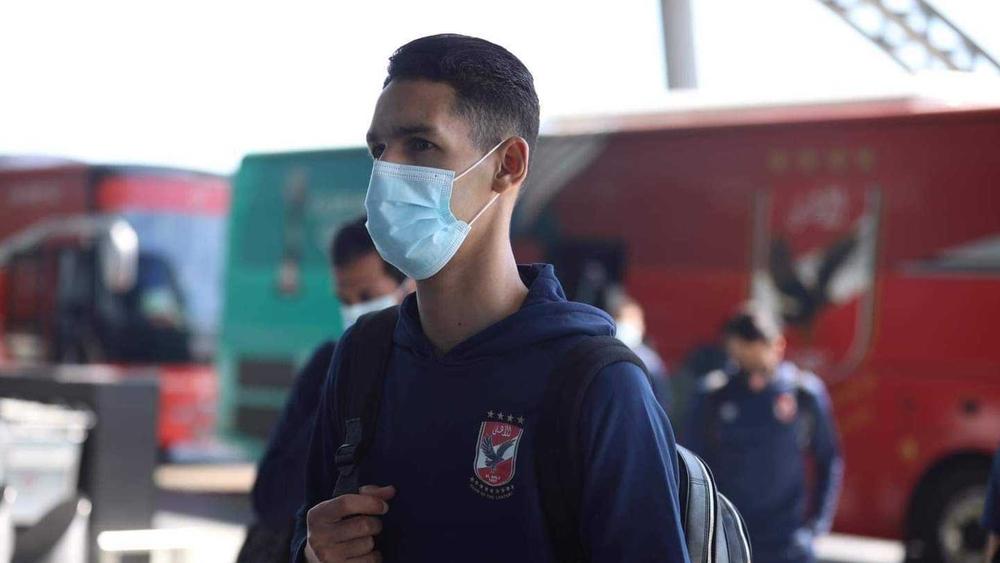 بعثة الأهلي تحط الرحال في القاهرة والرئيس المصري يهنئ رفاق بدر بنون على "البرونزية المونديالية"