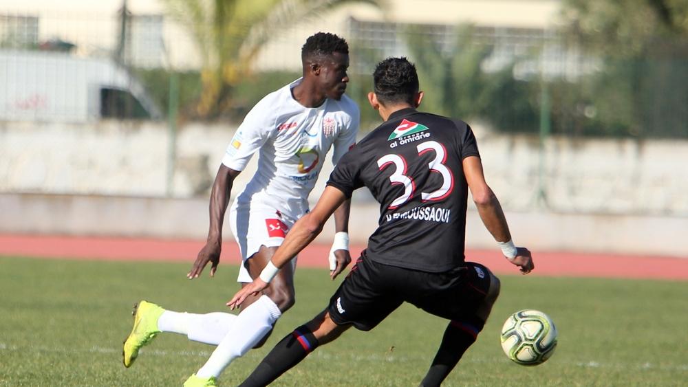 مباراة حسنية أكادير والمغرب التطواني عن "الجولة السادسة" للبطولة الاحترافية "إنوي"/ تشكيلة الفريقين