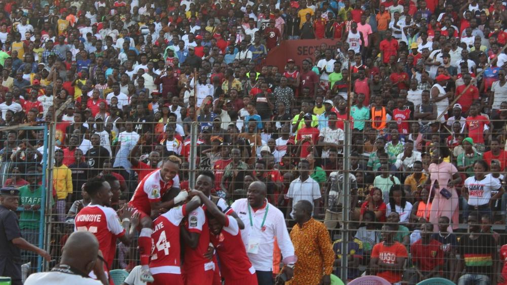منافسا الوداد في دوري الأبطال يخوضان مباراتهما الأولى في دور المجموعات بحضور الجماهير