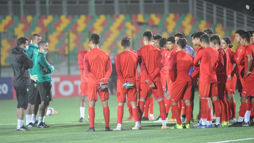 "أشبال الأطلس" يخوضون آخر حصة تدريبية قبل مواجهة غامبيا و"الكاف" يعين حكما سودانيا لقيادة المباراة