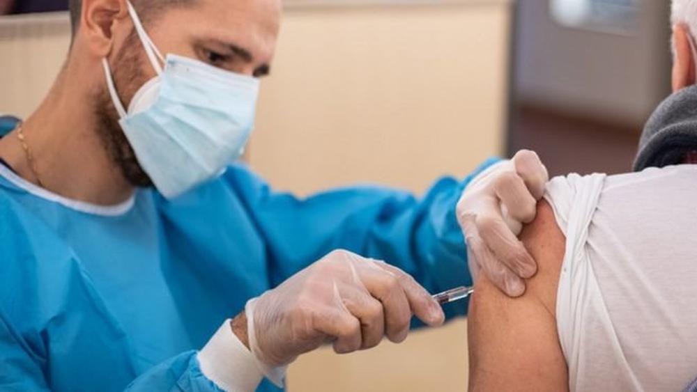 المغرب في آخر 24 ساعة.. 476 إصابة بوباء "كورونا" من أصل "8950 اختبارا" و1079 حالة شفاء و13 وفاة | عدد الملقحين: 1904169