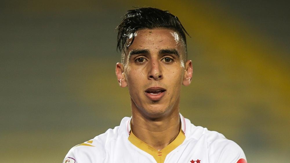 بعد تمريرته الحاسمة اليوم في لواندا.. جماهير الوداد تشيد بأداء اللافي وتصف طريقة لعبه بـ"السهل الممتع"