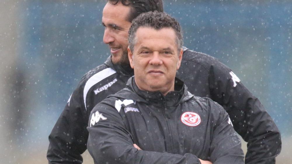 الكنزاري مدرب تونس للشبان: "ضربات الحظ كانت بجانبنا أمام المغرب.. حظ موفق له في قادم المواعيد"