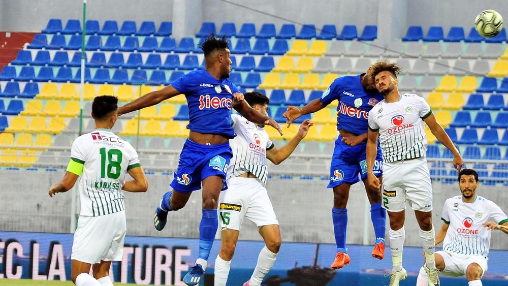 مباراة الدفاع الجديدي والرجاء الرياضي عن الجولة الـ8 من البطولة الاحترافية "إنوي"/ تشكيلة الفريقيْن