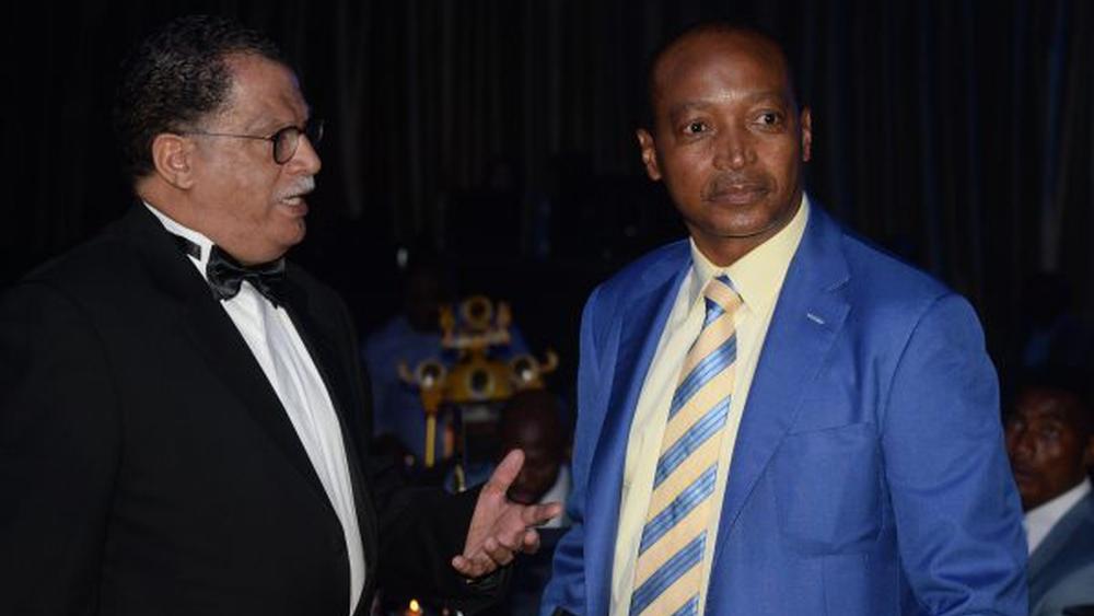 رئيس اتحاد جنوب أفريقيا: "التفكير في أن موتسيبي سيكون دمية إنفانتينو هو إهانة وسنذهب إلى المغرب مبكراً"