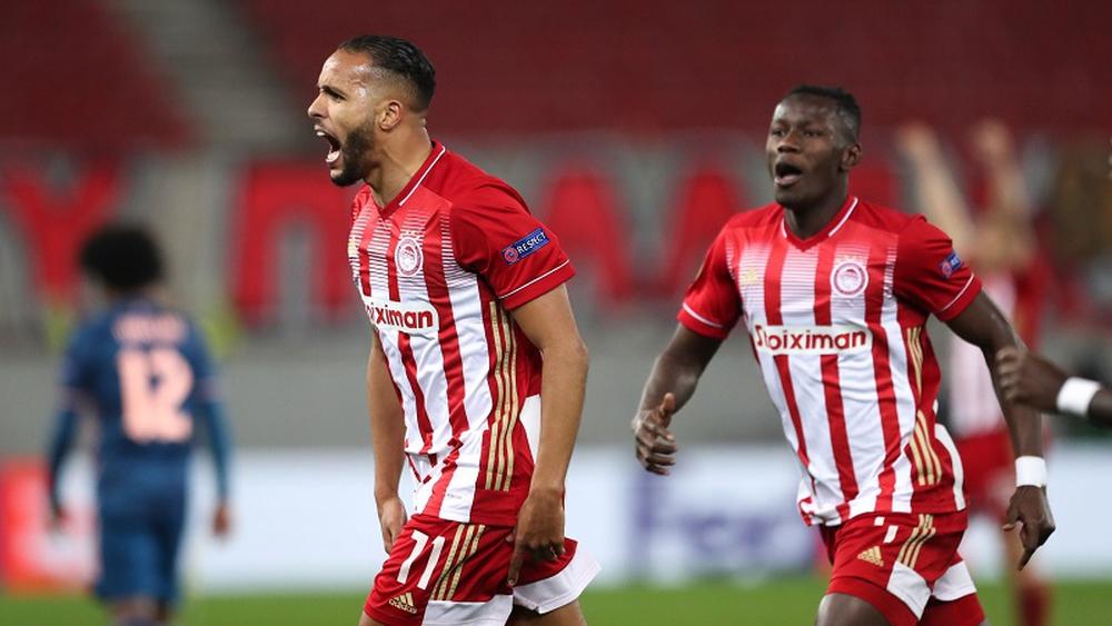 أرسنال يعود بانتصار "ثمين" (3-1) من ملعب أولمبياكوس والعربي يسجل هدف فريقه الوحيد