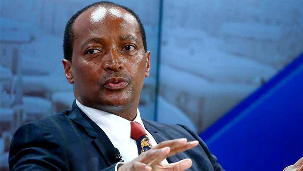 الجنوب أفريقي موتسيبي.. من شاب طموح نشأ في بلدة سويتو "المناضلة" لـ"ميلياردير" يرأس الـ"كاف"