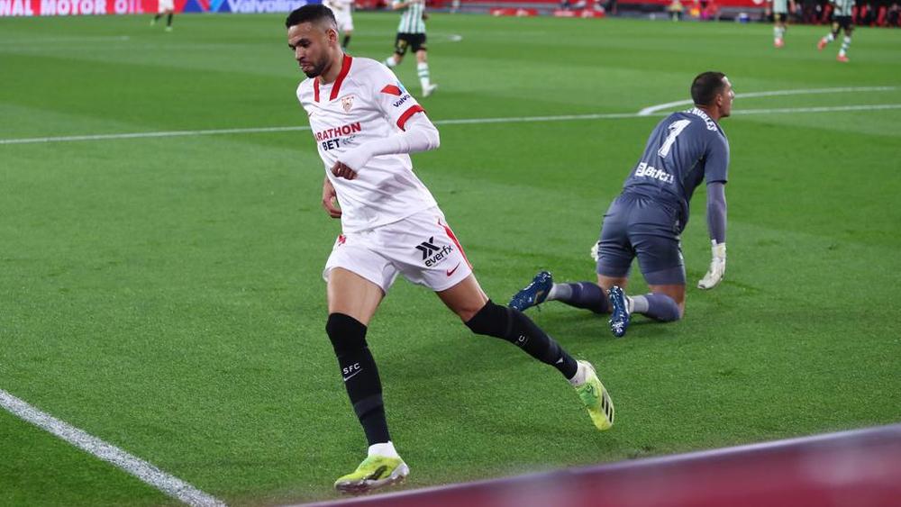 فقط لويس سواريز هو الأكثر حسمًا للنقاط في “الليجا” من يوسف النصيري