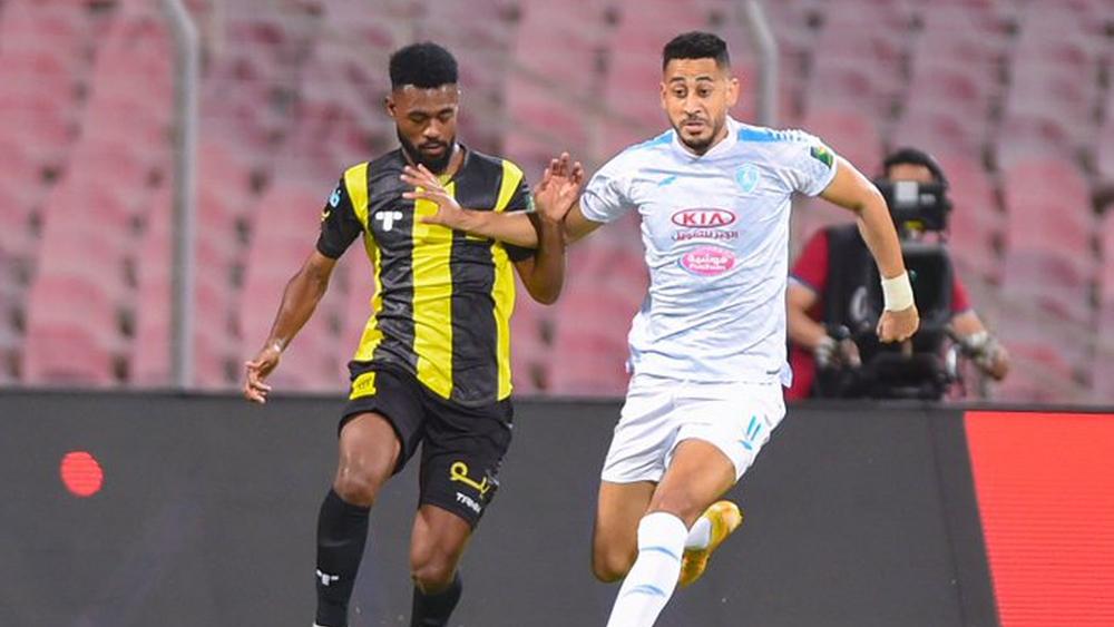 خصم الرجاء في نهائي البطولة العربية.. الاتحاد يودع الكأس على يد الفتح بمساهمة من باتنا "رجل المباراة"