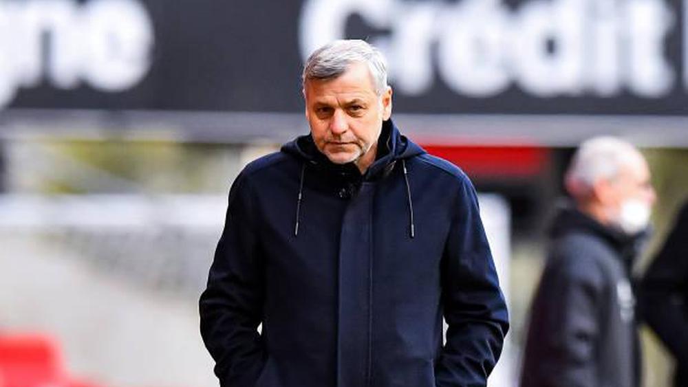 برونو جينيسيو (مدرب نايف أكرد في رين): "أتمنى تأجيل الجولة المقبلة من الدوري الفرنسي حتى يتسنى للاعبين الأفارقة تمثيل منتخبات بلادهم"