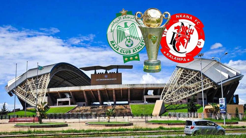 الشوط الأول لمباراة الرجاء ومضيفه نكانا (0-0).. دفاع زامبي مشتت وفرص ضائعة بـ"الجملة" من رفاق حافيظي