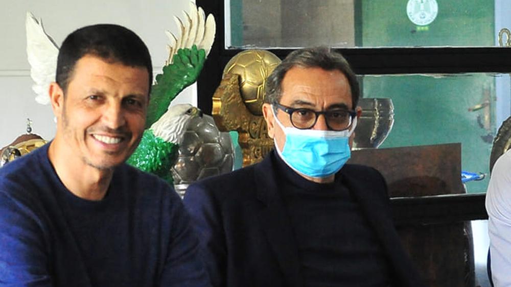 رئيس الرجاء يدعم السلامي ضد من أسماهم "مجهولي" الهوية