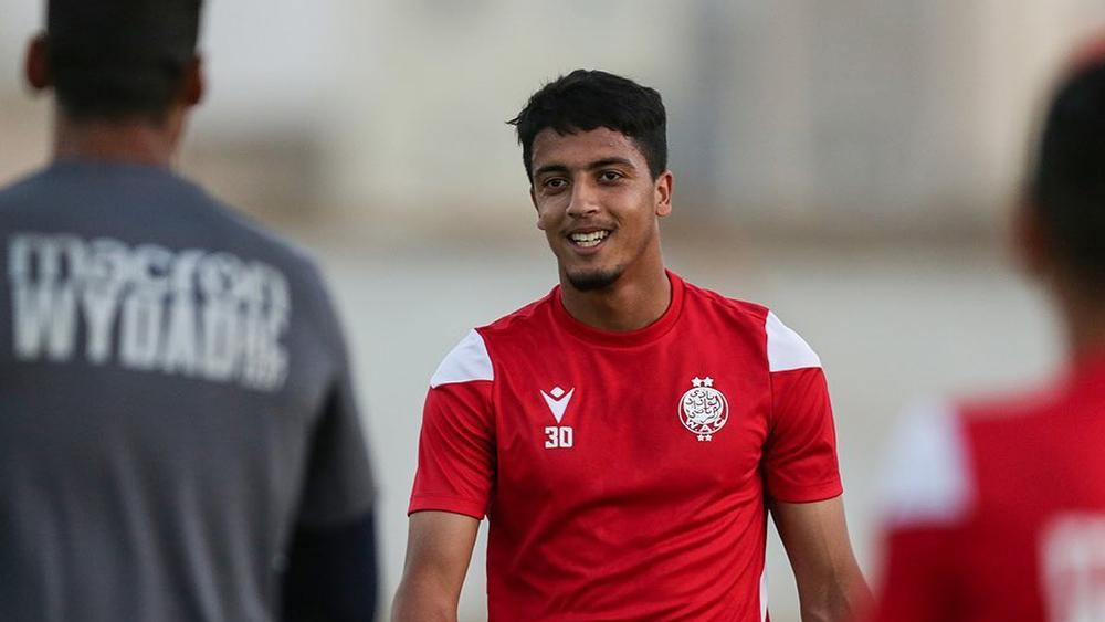 أبرزهم اللافي وأبو الفتح.. أسماء ودادية تخوض لقاء الديربي أمام الرجاء لأول مرة