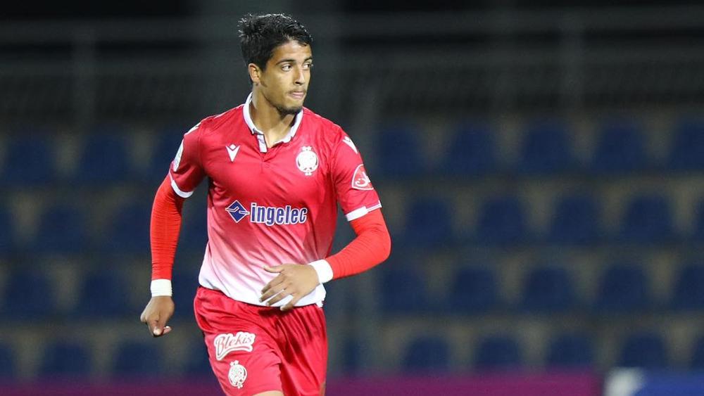 أبو الفتح: "أعشق الوداد قبل التعاقد معه.. تأثرت نفسيتي كثيرا في البداية بالتعاليق وداري ساعدني على تجاوز تلك المرحلة ووالديه بمثابة أمي وأبي"