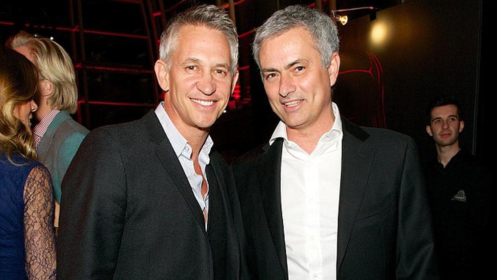 جاري لينيكر يسخر من مورينيو مستغلاً "حادثة" قناة السويس المصرية