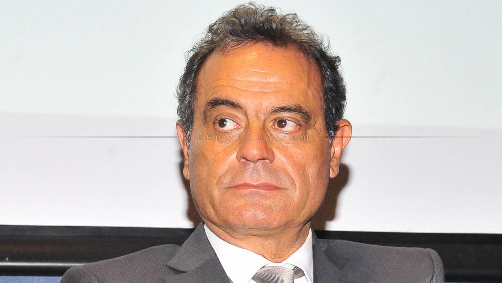 خاص/ في اجتماع "برلمان الرجاء".. الأندلسي يفاجئ المنخرطين بحضوره غير المُبرمج ويُخيِّرهم بين بقائه أو رحيله