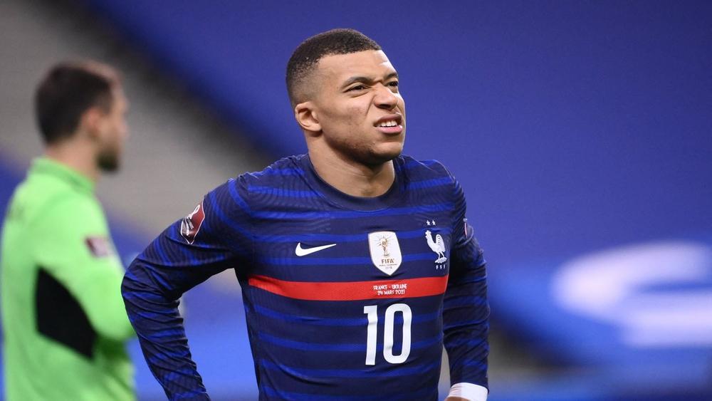 مبابي منزعج من الانتقادات: "إنها تؤثر علي بشكل كبير"