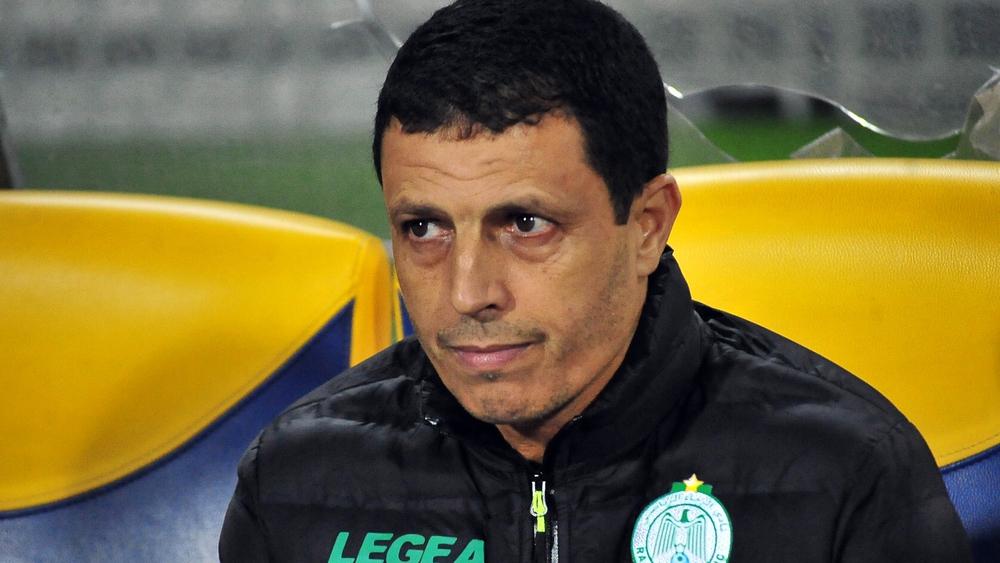 بعد إبلاغه رئيس النادي بقرار رحيله عقب مباراة بيراميدز.. السلامي يتجنب الحديث عن الموضوع مع اللاعبين