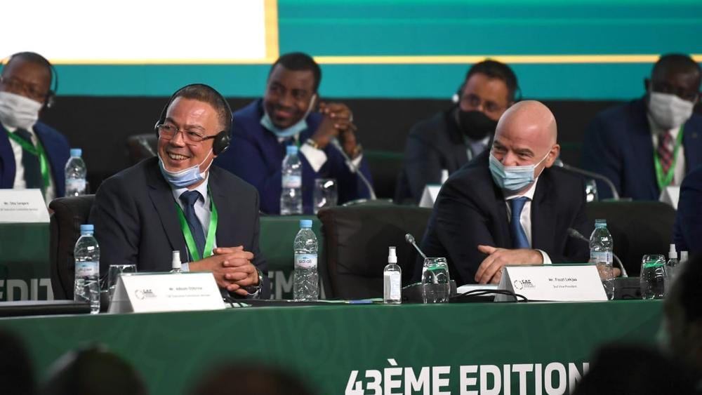 بعد نيله عضوية الاتحاد الدولي لكرة القدم.. "الكاف" يعين البينينية إيديبايو لخلافة لقجع في لجنتي "الفيفا" للحوكمة والمراقبة