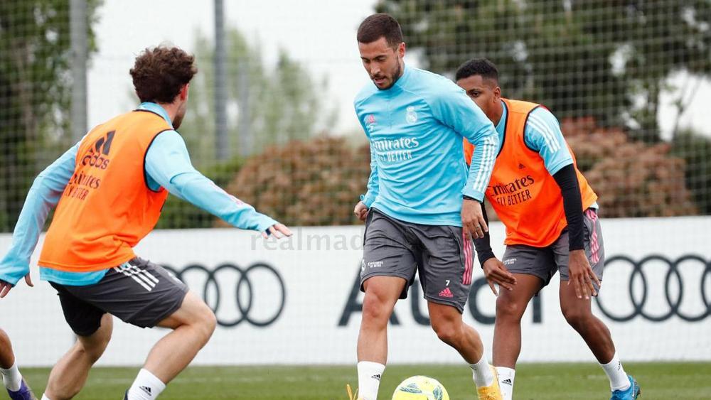 كارفاخال يغيب وهازارد يشارك في تدريبات ريال مدريد قبل الكلاسيكو