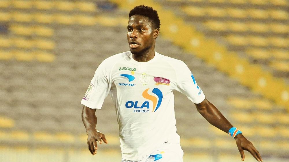 خاص/ مهاجم الرجاء مالانغو يتلقى عرضين من الدوري الإماراتي