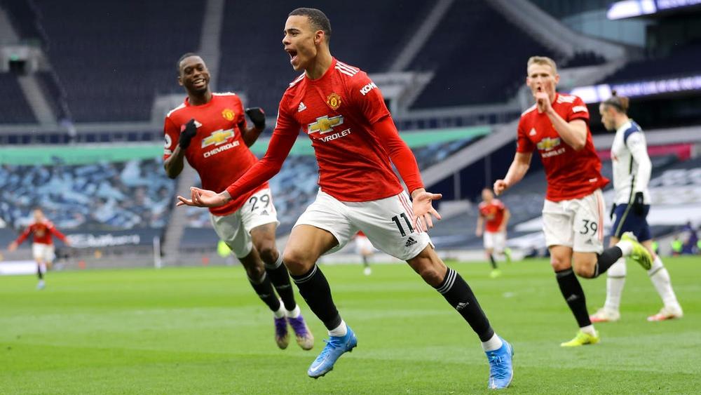 مانشستر يونايتد "يثأر" من توتنهام بـ"الثلاثة"