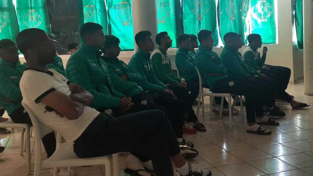 بطلب من إدارة الرجاء.. جمعية حكام عصبة الدار البيضاء تجري ورشة تهم مستجدات المجال التحكيمي لفائدة جميع لاعبي الفئات السنية لـ"النسور"