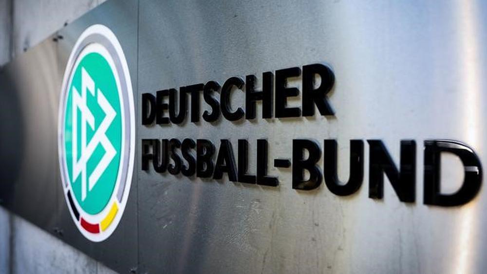 الاتحاد الألماني: "يجب منع أندية دوري السوبر الأوروبي من كل المسابقات"