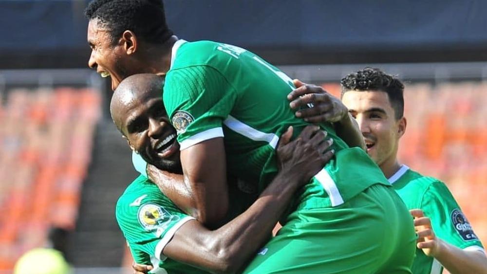 الرجاء ينهي الشوط الأول بـ"ثلاثية" نظيفة.. الحداد يوقع أولى أهدافه مع "النسور" وناناح يقدم تمريرتين حاسمتين