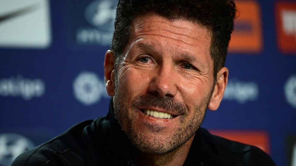 سيميوني: "من غير المنصف ألا أقول إن الأتلتيكو هو المرشح للفوز بالليغا"