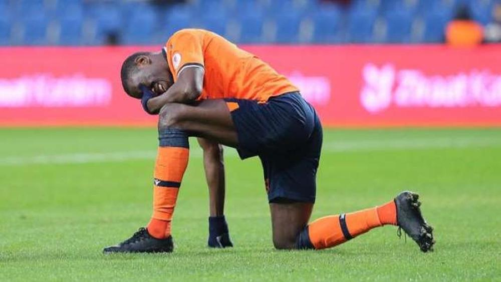 بعد معارضة "شديدة" من مدربه.. السنغالي ديمبا با يُفضِّل فسخ عقده مع باشاك شهير التركي على "عدم الصيام" في شهر رمضان