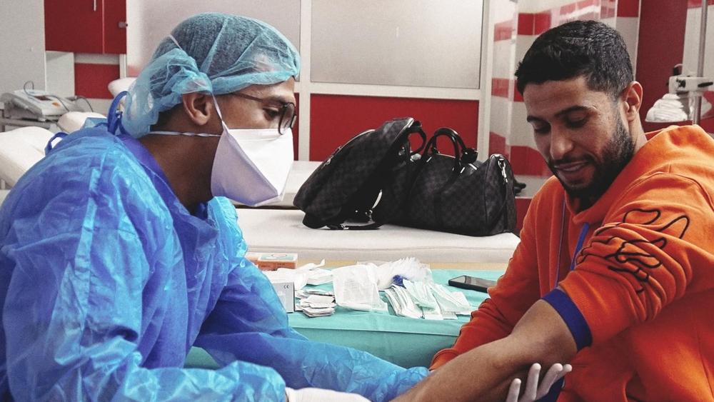 الوداد يخضع لمسحة طبية للكشف عن "كورونا" بعد العودة من طنجة