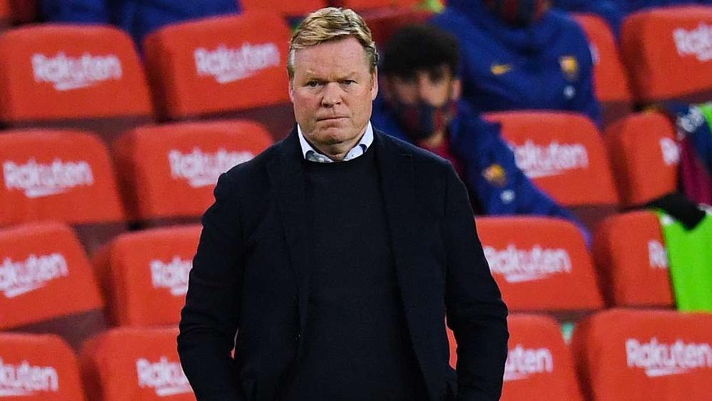 بعد طرده أمام غرناطة وخسارة برشلونة (1-2).. كومان يصرح: "حصلنا على فرص للفوز بالمباراة لكن ما باليد حيلة"