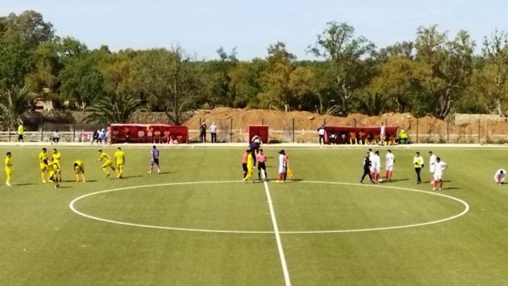 العصبة الوطنية "هواة" تتراجع وتُقرّر إتمام مباراة نجم الشباب وحسنية بنسليمان من توقيت توقُّفها