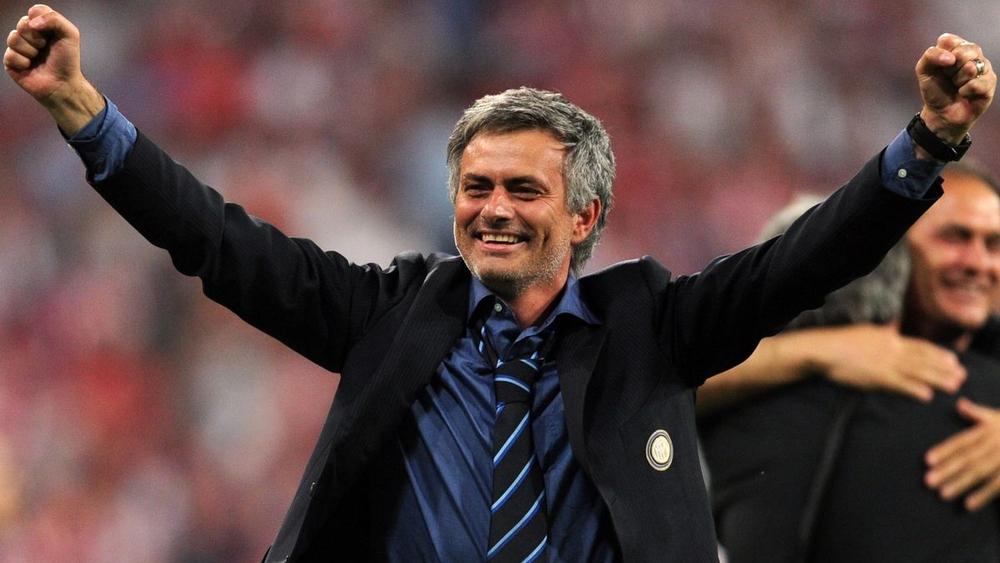 مورينيو يُرحب بالتدريب في إيطاليا ويرفض ألمانيا وفرنسا