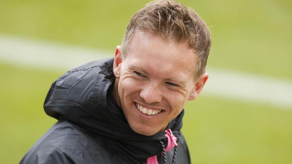 وكيل ناجلسمان عن انتقاله إلى بايرن ميونخ: "لم نقتحم مقر نادي لايبزيج بسلاح كلاشينكوف!"