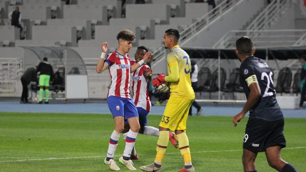 التعادل يحسم مباراة المغرب التطواني وسريع واد زم