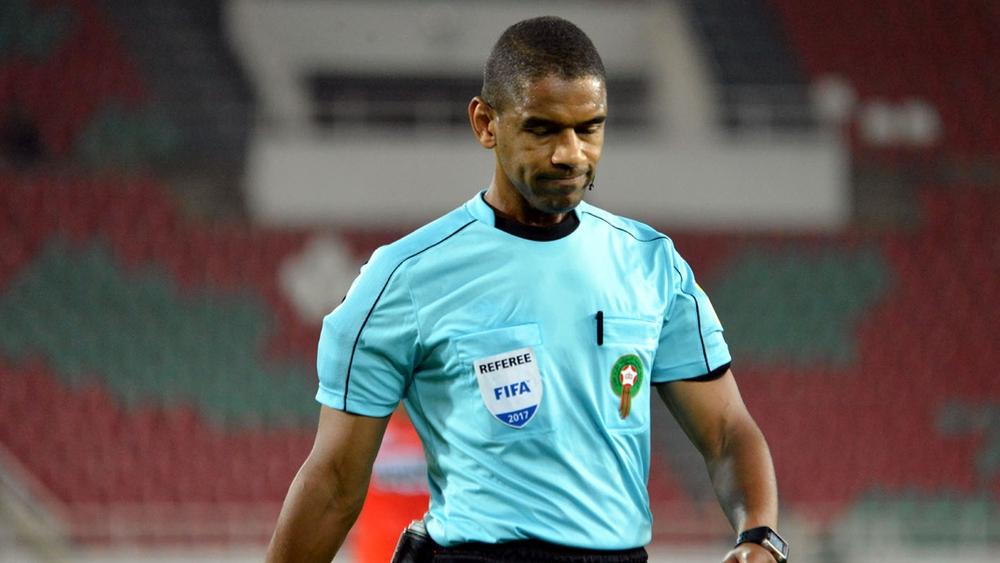 سمير الكزاز حكماً لمباراة "الماط" و"الماص" ومصطفى كشاف في غرفة "الفار"