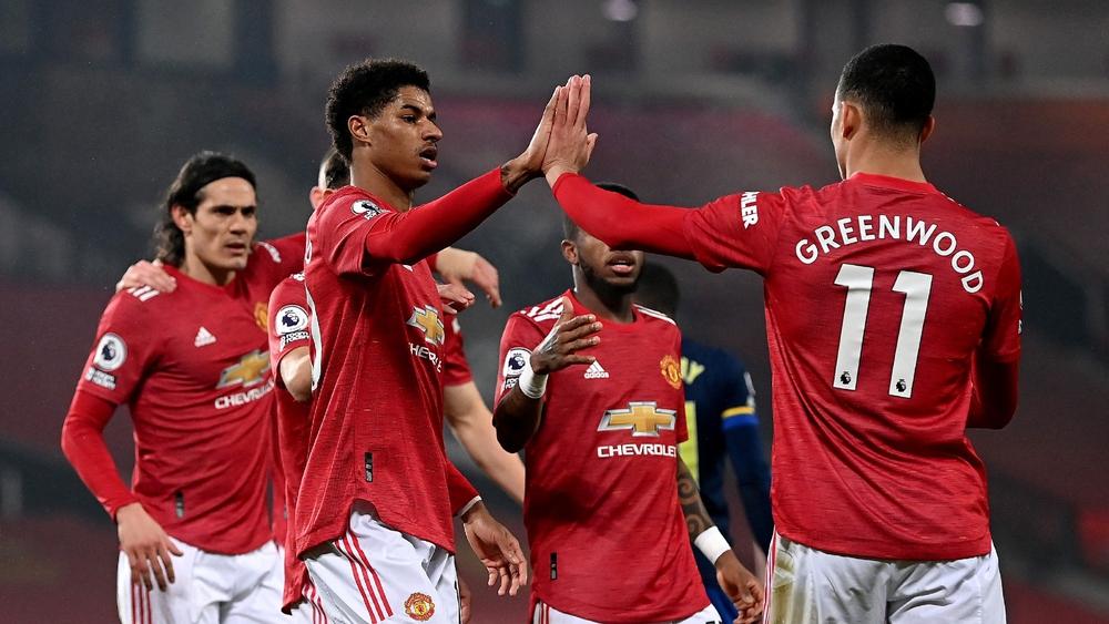 بعد تحديد موعد مباراته "المؤجلة" ضد ليفربول.. مانشستر يونايتد يخوض 3 مباريات في 5 أيام