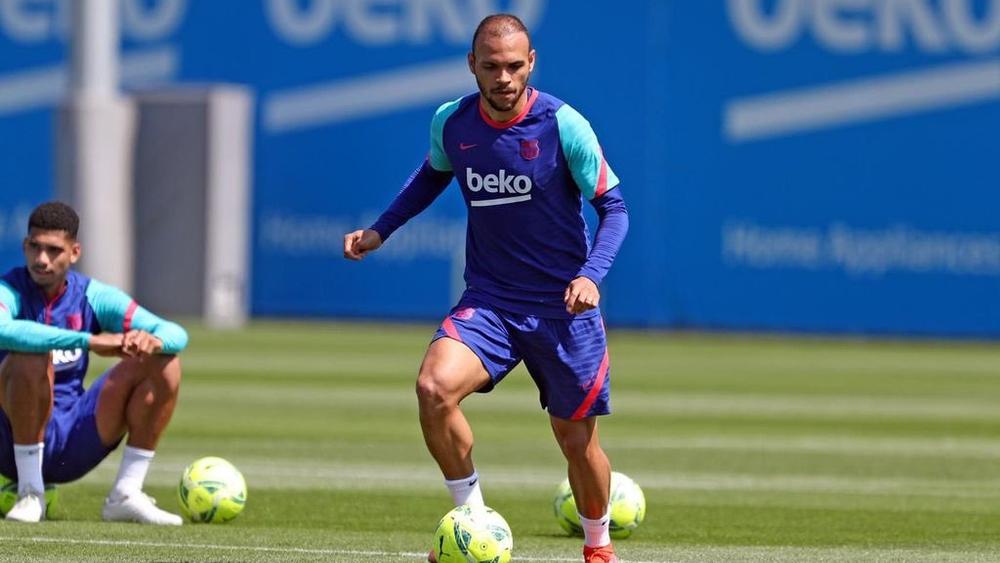 برايثوايت يعود إلى قائمة برشلونة في مواجهة أتلتيكو مدريد