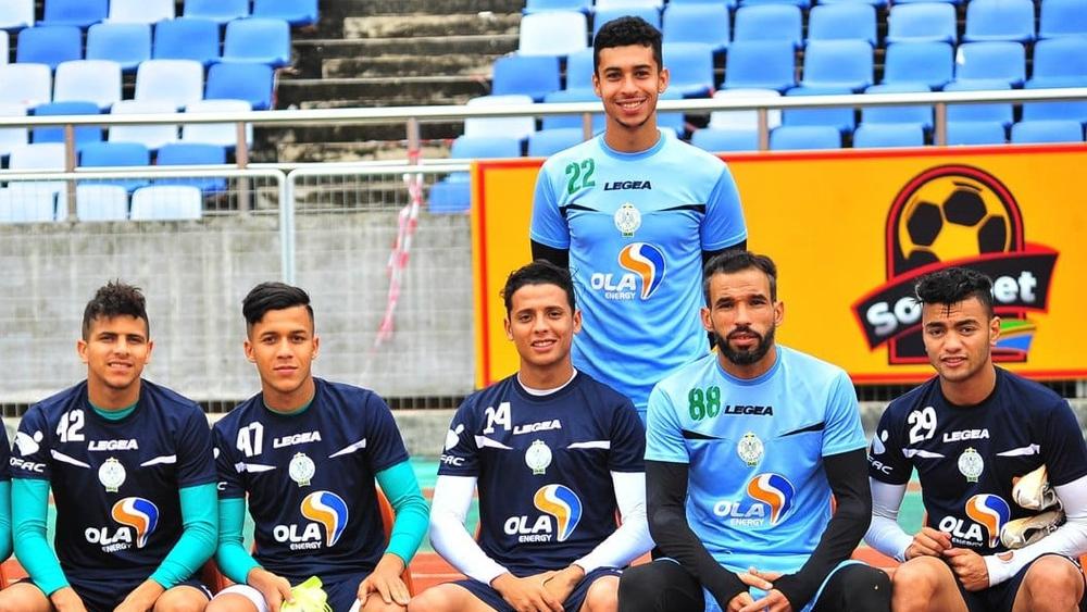 مدرب حراس مرمى الرجاء أحمد العينين يغيب عن تداريب الجمعة ويُقدّم شهادة طبية تمتد لـ15 يوما