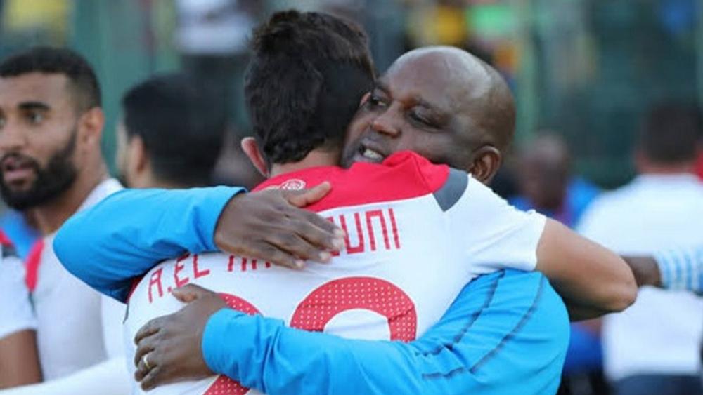 الجنوب أفريقي بيتسو يتغنَّى بالفريق الأحمر: "ديما وداد"