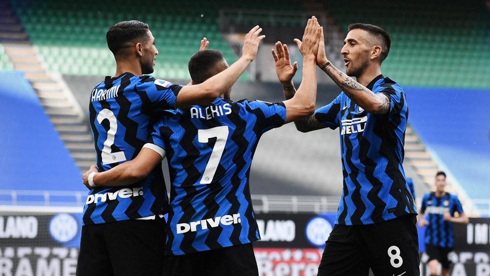 الإنتر يهزم سامبدوريا بـ"خماسية" وحكيمي يُقدم تمريرة الهدف الثالث