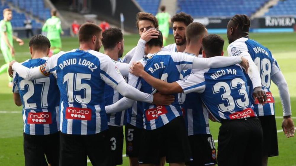 بعد عام على انحداره لدوري الدرجة الثانية.. إسبانيول يحقق الصعود رسميًا إلى "الليغا" ويُعيد "ديربي كتلونيا" إلى المشهد