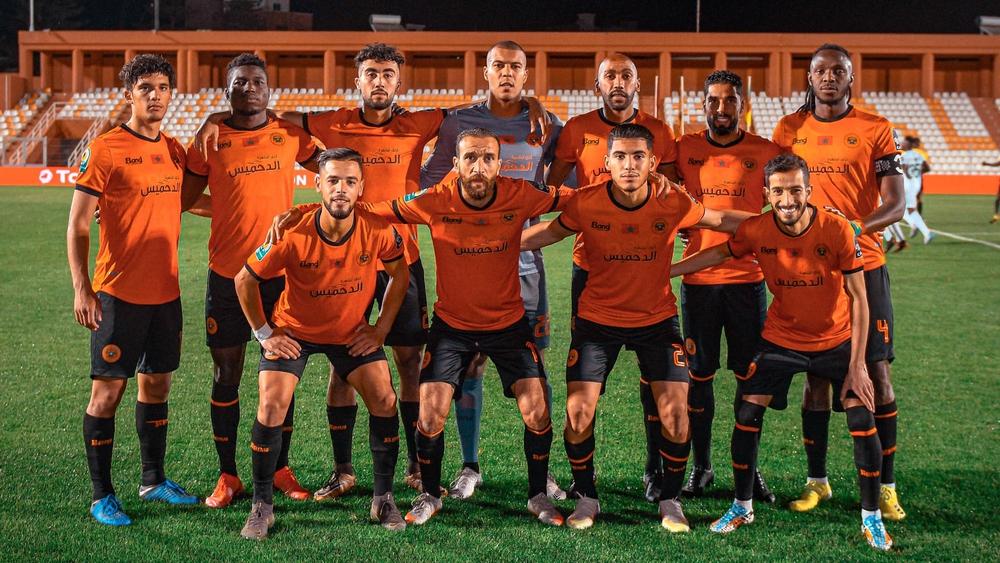 خطأ "فادح" من إدارة نهضة بركان بعد نشرها لوثائق "سرية" تخص التحويلات البنكية لمستحقات اللاعبين